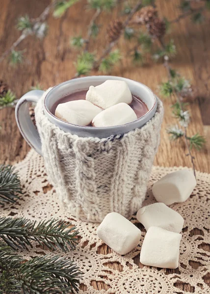 Horká čokoláda a marshmallows — Stock fotografie