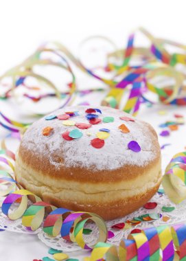 geleneksel pfannkuchen krapfen