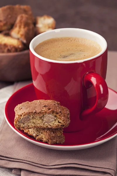 Cantuccini en een kopje koffie — Stockfoto
