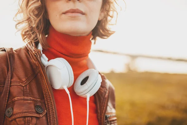 Escuchar música — Foto de Stock