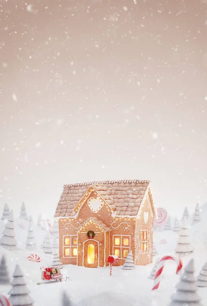 性感圣诞3D插画贺卡 可爱舒适的梦幻般的圣诞姜饼屋装饰着圣诞灯火在一个神奇的森林与糖果手杖 — 图库照片