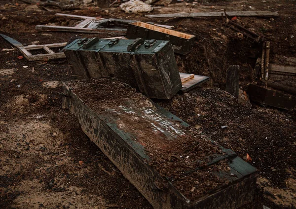 Rusya Nın Ukrayna Karşı Savaşı Göğüs Cephaneli Kutulara Yakın Çekim Telifsiz Stok Fotoğraflar