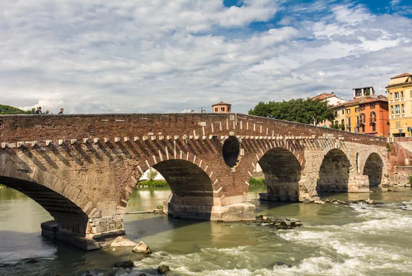 Puente de Pietra, Verona, Italia —  Fotos de Stock