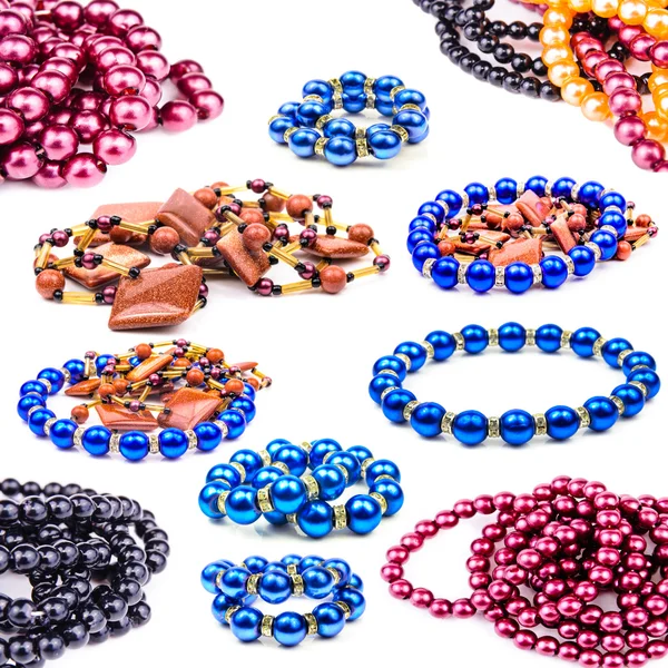 Halsband av färgade bollar — Stockfoto