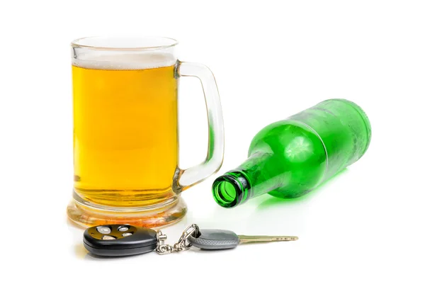 Beer and car keys — Stock Photo, Image