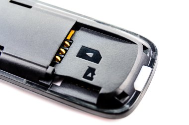 SIM kartlar için slot