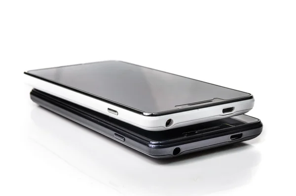 Мобильный телефон с сенсорным экраном — стоковое фото