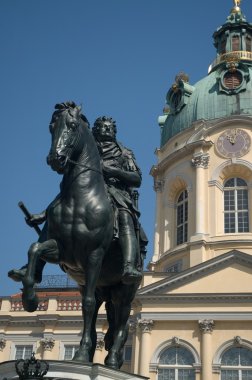 Charlottenburg Sarayı