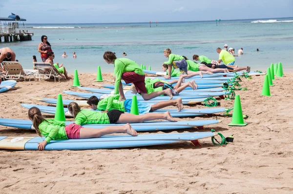 Waikiki clases de surf —  Fotos de Stock