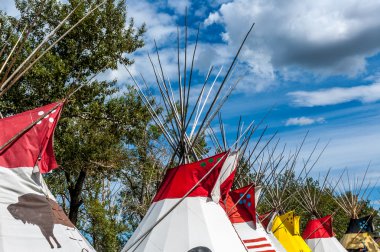 Blackfoot ovaları Kızılderili Kızılderili çadırları