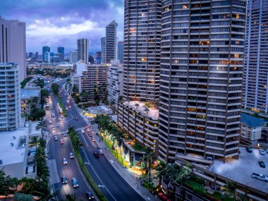 ala moana Bulvarı ve honolulu manzarası