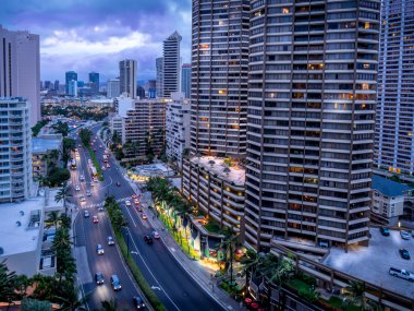 Ala Moana Boulevard and  Honolulu skyline clipart
