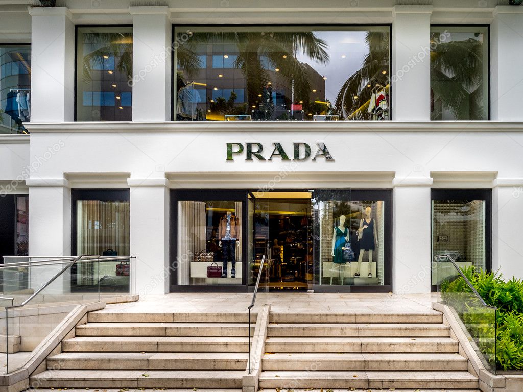 Prada Φωτογραφίες Αρχείου, Royalty Free Prada Εικόνες | Depositphotos