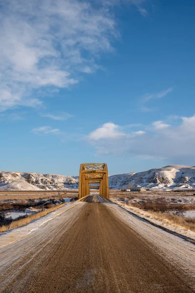 Road Old Bridge Badlands Alberta — Fotografia de Stock