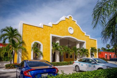 Tulum, Meksika - 26 Mart 2022: Riviera Maya 'da Bahia Principe Hacienda Dona Isabel manzarası.