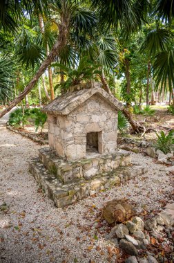 Tulum, Meksika - 26 Mart 2022: Riviera Maya 'da Bahia Principe Hacienda Dona Isabel manzarası.