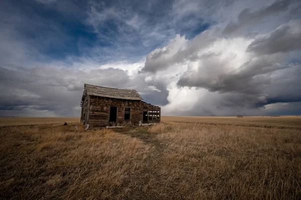 Abandoned Post Office Building Mossleigh Aberta Early Sping — Stockfoto