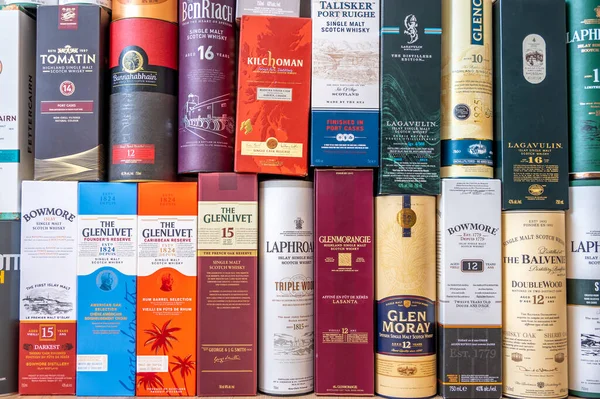 Calgary Alberta Június 2022 Single Malt Scotch Whisky Display Boxes — Stock Fotó