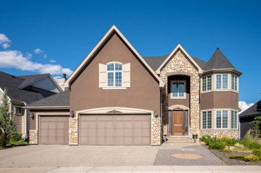 Beautiful suburban home in the suburbs of Calgary, Alberta.
