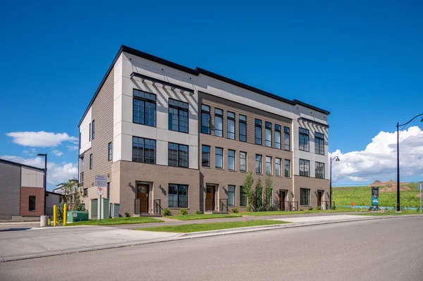 Calgary Alberta July 2022 Newly Constructed Townhomes Suburban Calgary — ストック写真