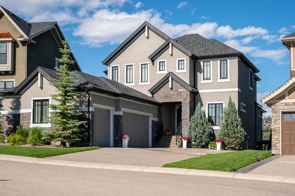 Beautiful Suburban Home Suburbs Calgary Alberta — Stockfoto