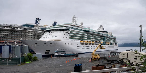 Sitka Alaska July 2022 View Sitka Cruise Ship Terminal Serenade — ストック写真