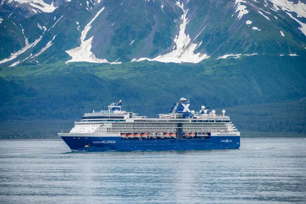 Hubbard Glacier Alaska July 2022 Celebrity Millenium Cruise Ship Sailing — Stock Fotó