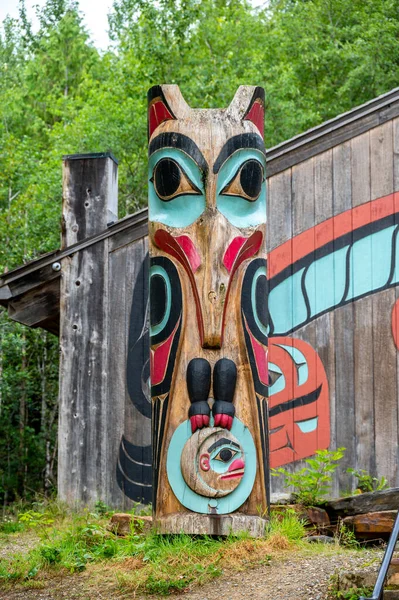 Saxman Alaska July 2022 Tlinget Totem Poles Long House Traditional — Stockfoto