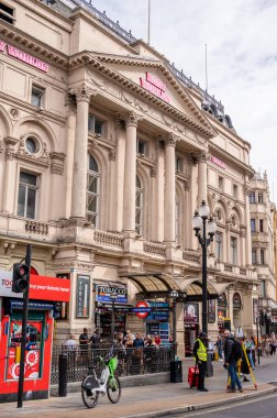 London, UK - August 22, 2022: People and traffic on the Picadilly Circus. This is a famous place in London's West End it was built in 1819 to join Regent Street with the shopping street of Picadilly.