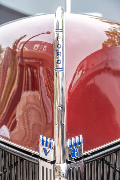 Cochrane Alberta September 2022 Classic Ford Truck Chrome Grill — Stock Photo, Image