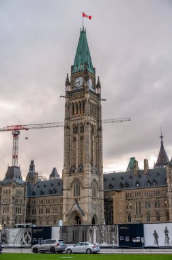 Ottawa, Ontario - 18 Ekim 2022: Kanada Parlamento Tepesi Merkez Bloğu.