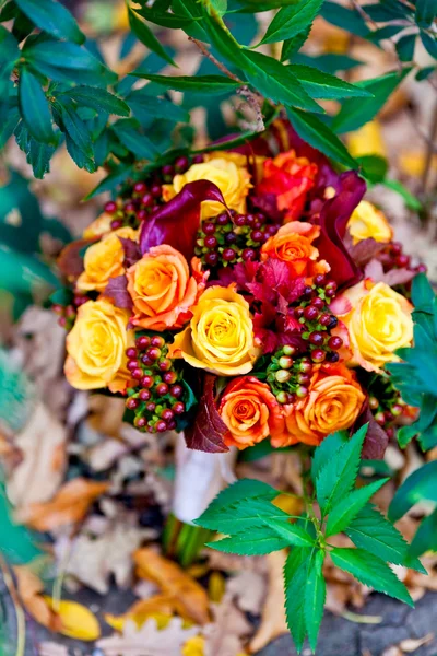 Buquê de flores de casamento — Fotografia de Stock