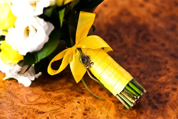 Strauß schöner Hochzeitsblumen — Stockfoto