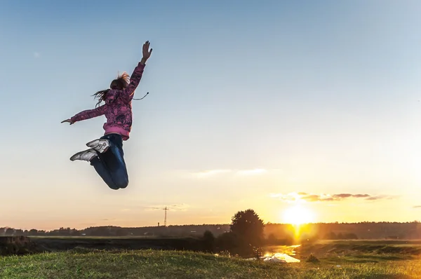 Woman in jump — Stock Photo, Image