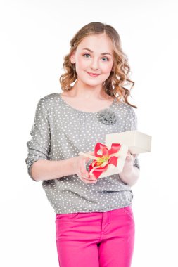 bir hediye olan kadın