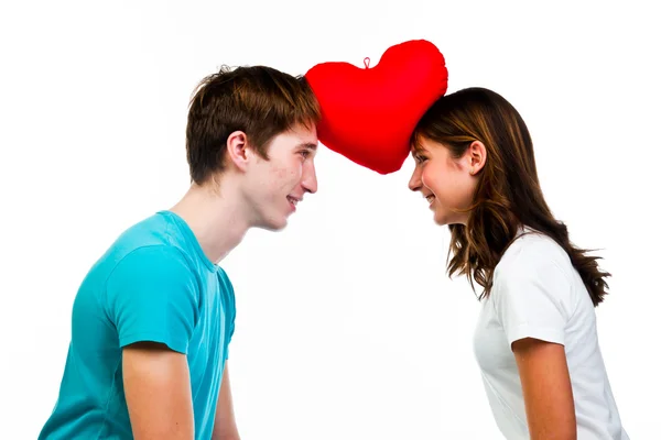 Man gives a woman the heart — Stock Photo, Image