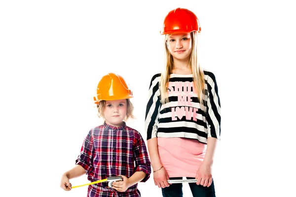 Две девушки в строительных шлемах — стоковое фото