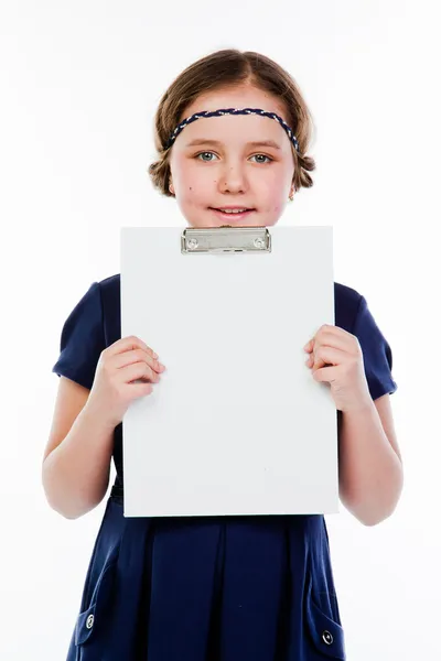 Menina com uma folha branca — Fotografia de Stock