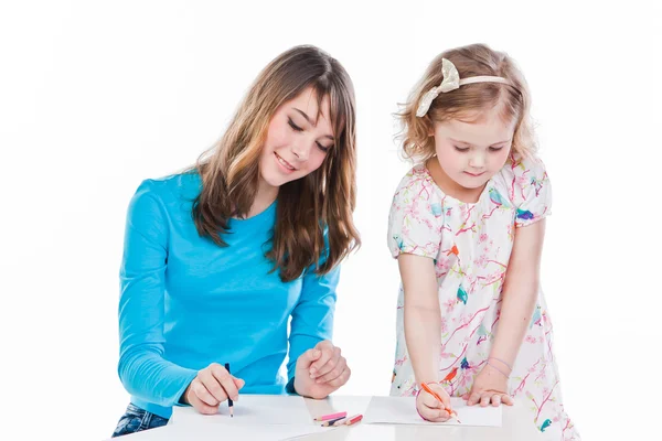 Twee meisjes tekenen — Stockfoto