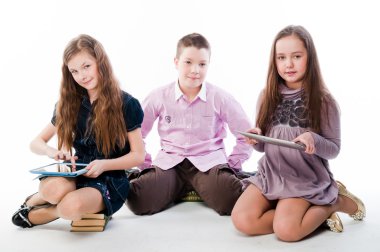 tablet bilgisayarlar ile çocuk