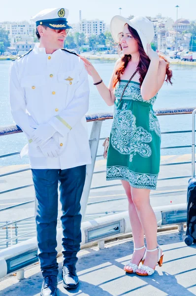 The captain and the woman — Stock Photo, Image