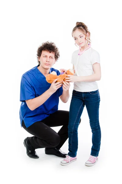 Niño al médico — Foto de Stock