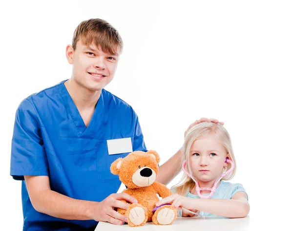 Kind naar de dokter — Stockfoto