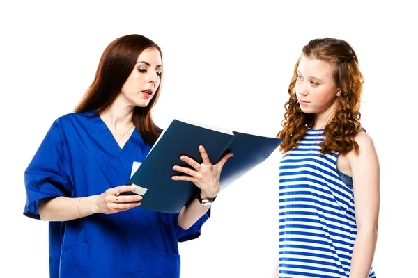 Kind naar de dokter — Stockfoto