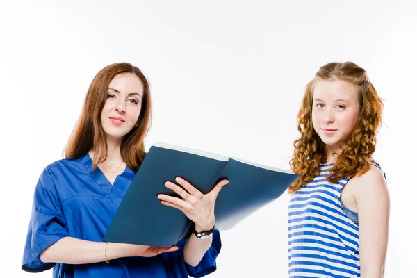 Kind naar de dokter — Stockfoto