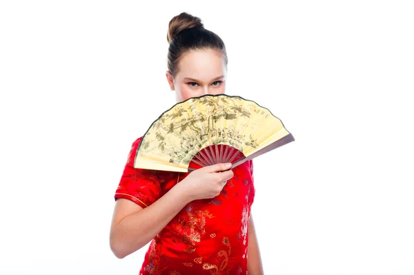 Çin Kırmızı elbiseli kadın — Stok fotoğraf