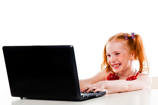 Meisje met een laptop — Stockfoto