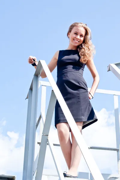 Retrato de mujer joven —  Fotos de Stock