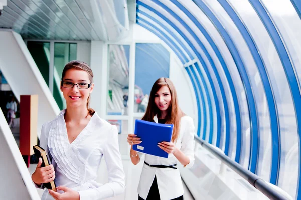 Two business women — Stock Photo, Image