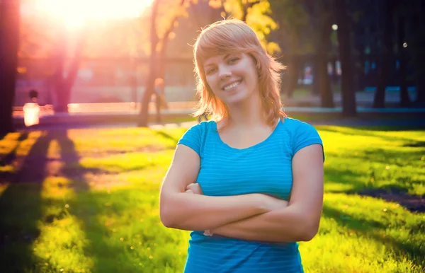 Young pretty girl smiling — Stock Photo, Image